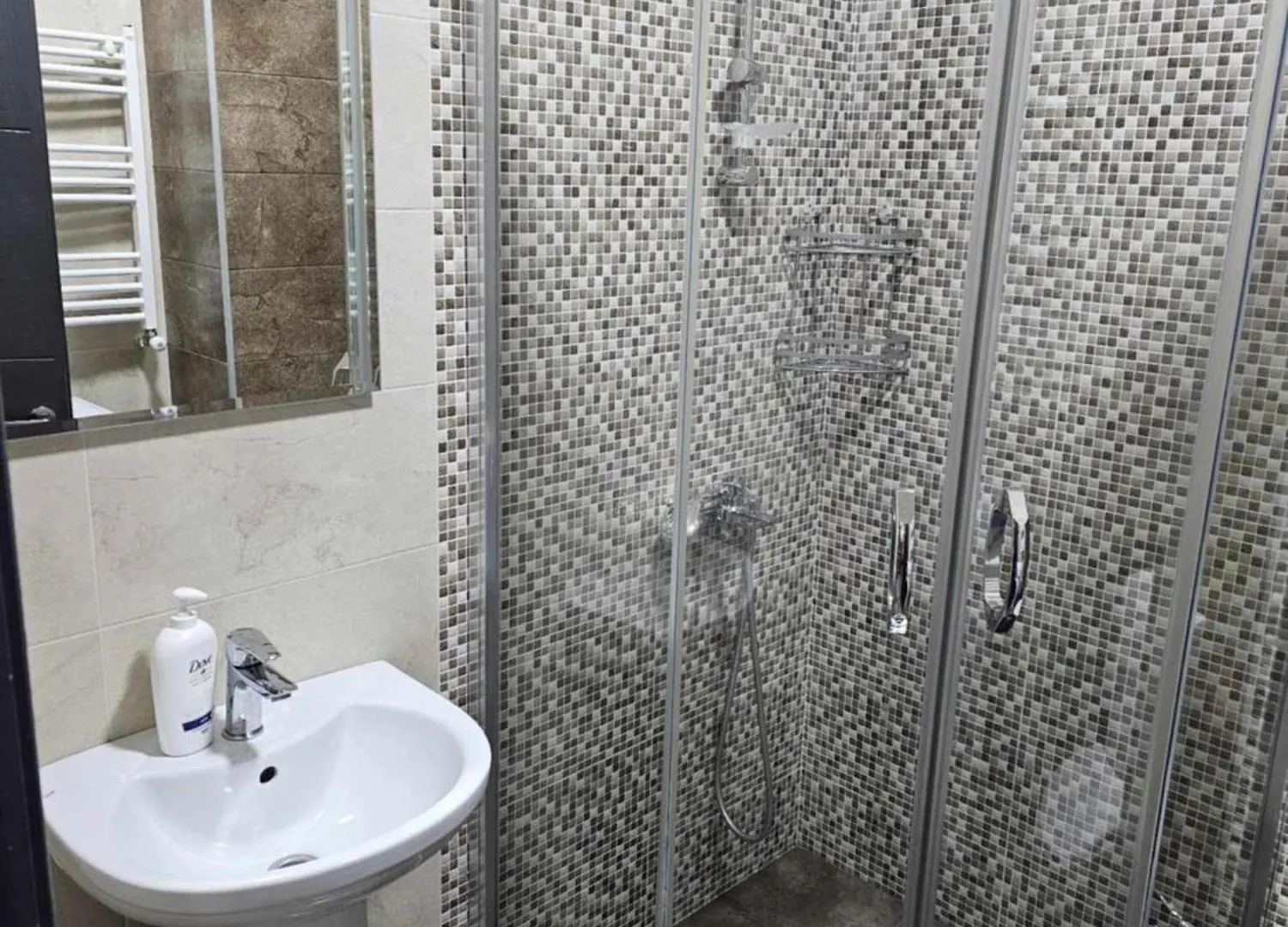 Next Orange Apartment Batumi